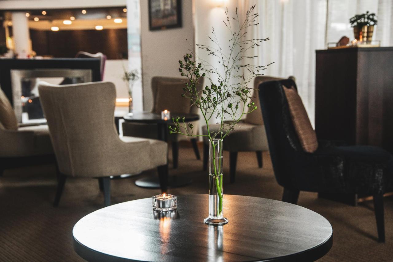 Hotel Pommern Mariehamn Bagian luar foto